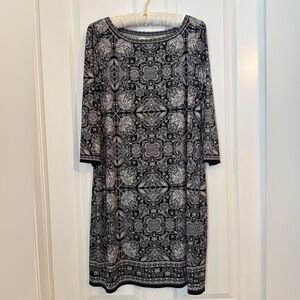 Max Studio - Women’s  Black & Cream 3/4 Sleeve Dress.   Size XL Poly/Spandex